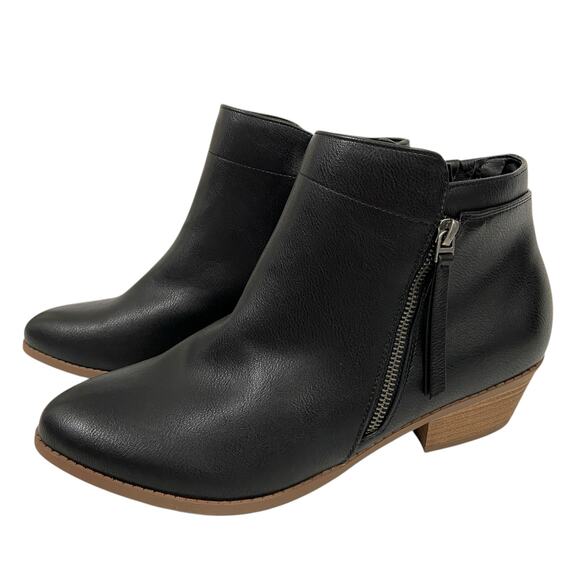 Torrid Black Faux Leather Ankle Bootie 10.5 WW - Picture 1 of 9
